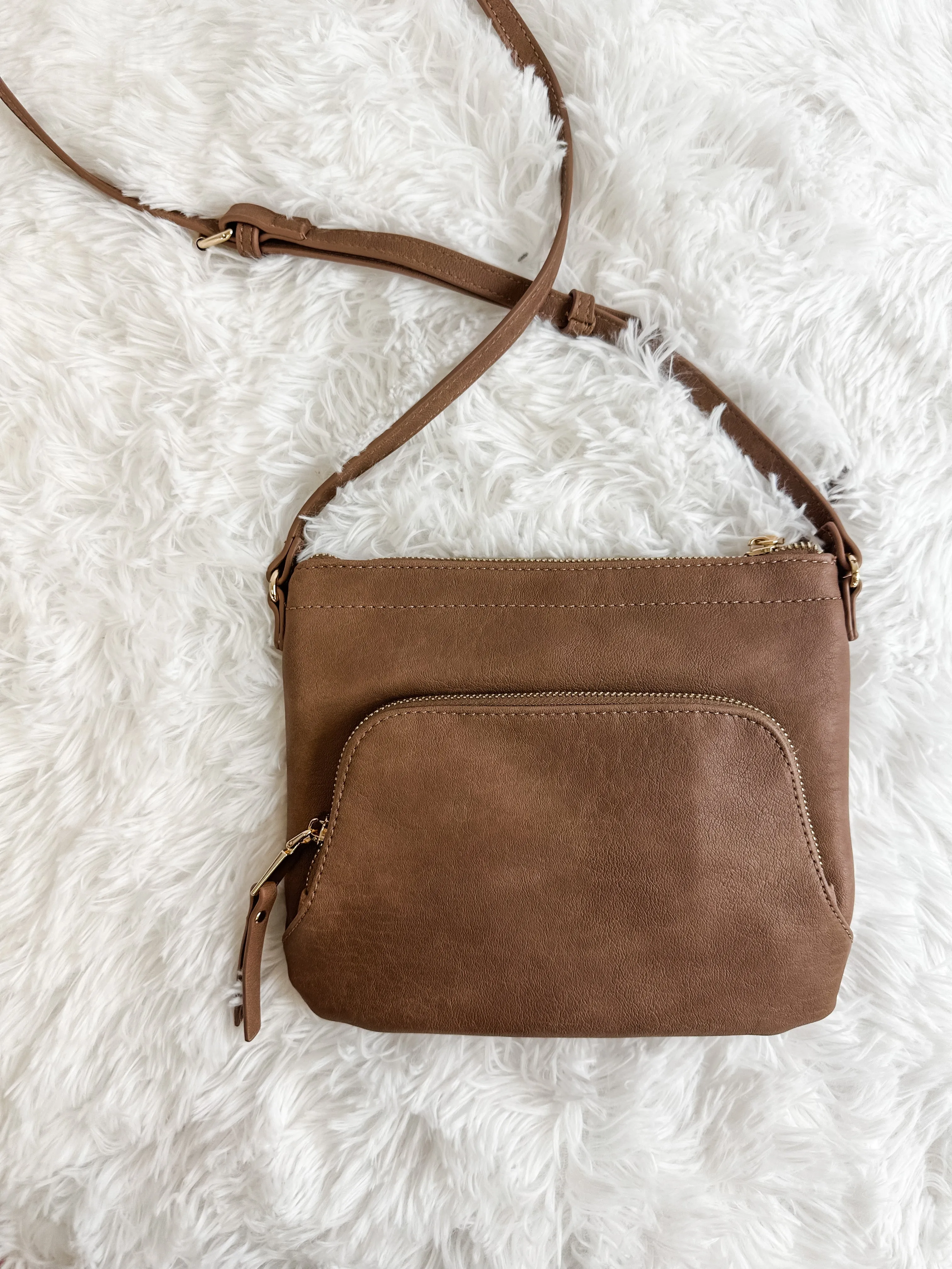 Trendy Moment Multi Pocket Crossbody